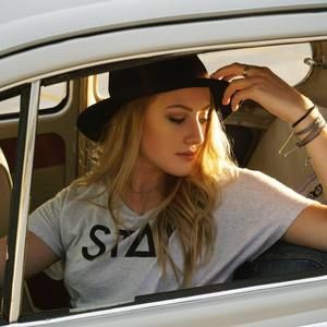 Meet your Posher, Brooke